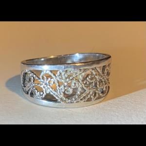 Vintage Intricate Filigree Sterling Silver Ring